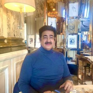 Sandeep Marwah Visited Paris