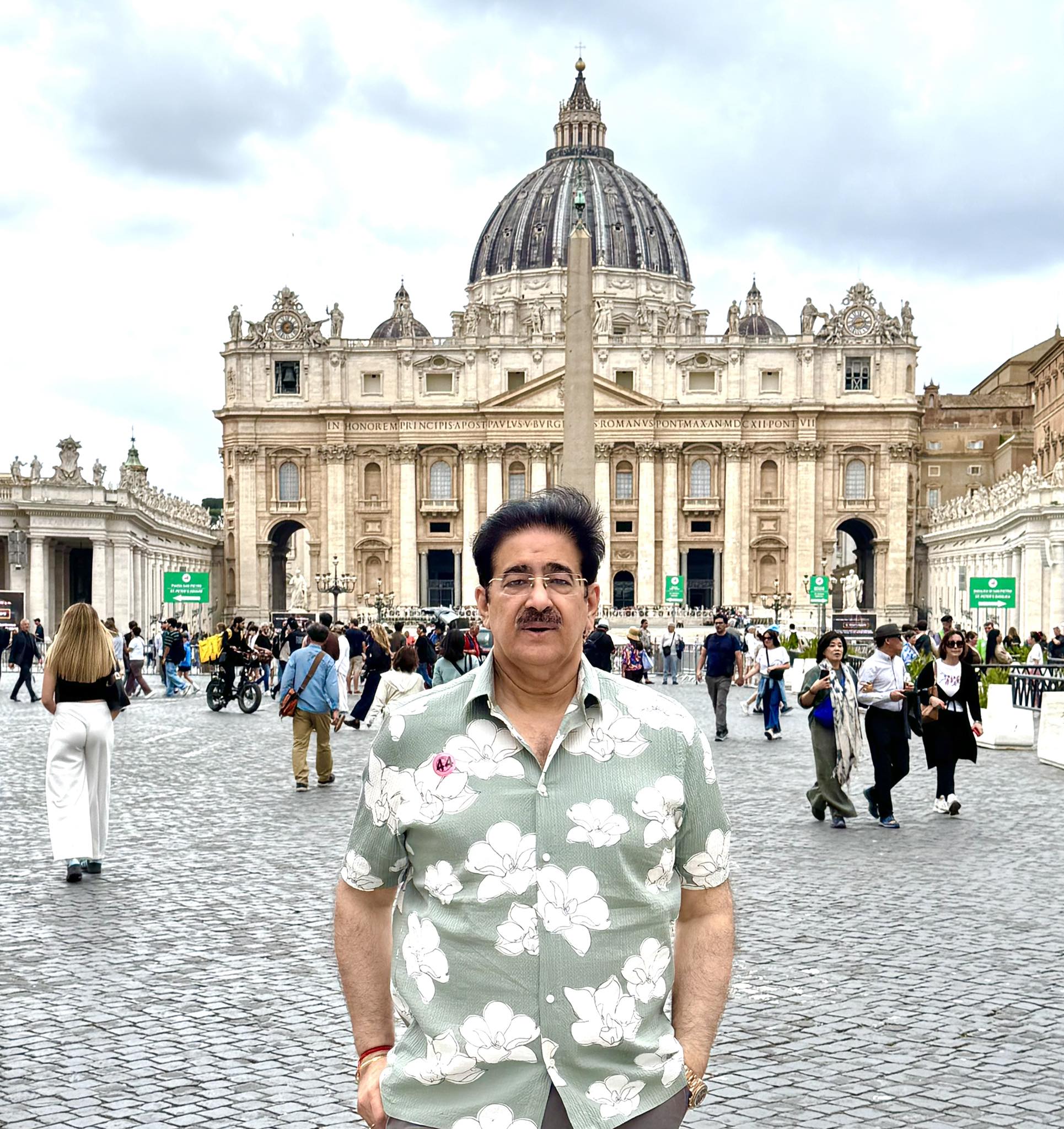 Sandeep Marwah Visits Vatican City to Promote Global Peace and Cultural Dialogue under Indo-Vatican Cultural Forum
