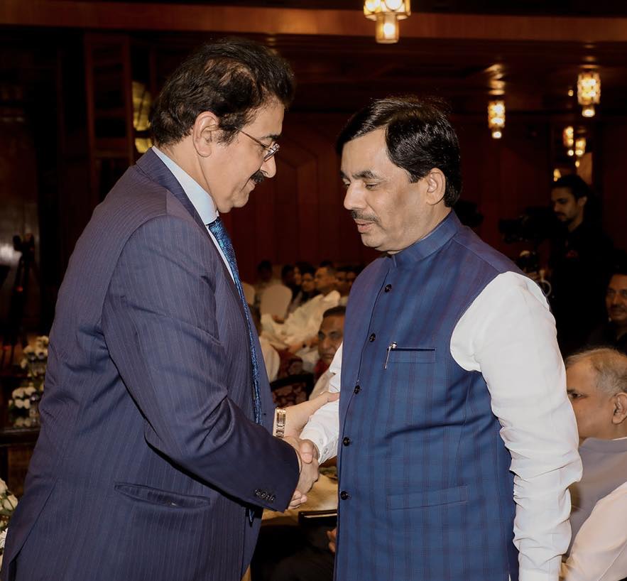 Dr. Sandeep Marwah Invites Senior BJP Leader Shri Shah Nawaz Hussain to Visit AAFT