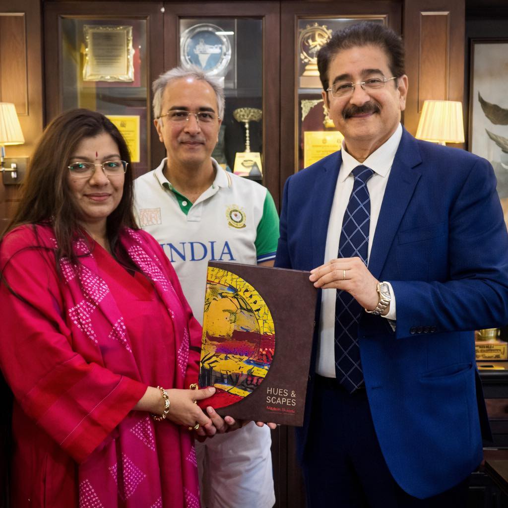 Renowned Artist Nupur Kundu Presents Coffee Table Book to Global Art & Cultural Laureate Sandeep Marwah